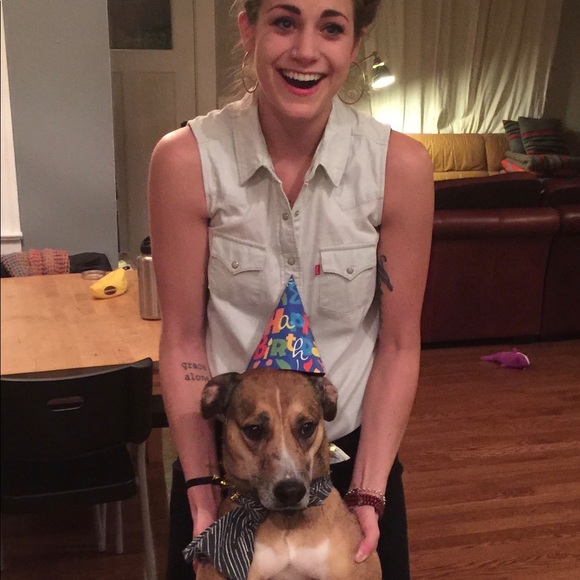 Meet your Posher, Emily - Picture 4 of 4